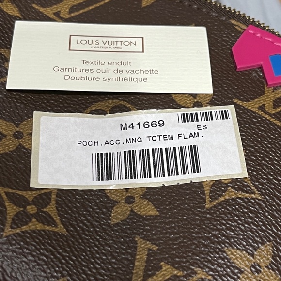 Louis Vuitton Pochette accessoires LE Brand New*100 authentic Very Hard to find - Picture 13 of 14